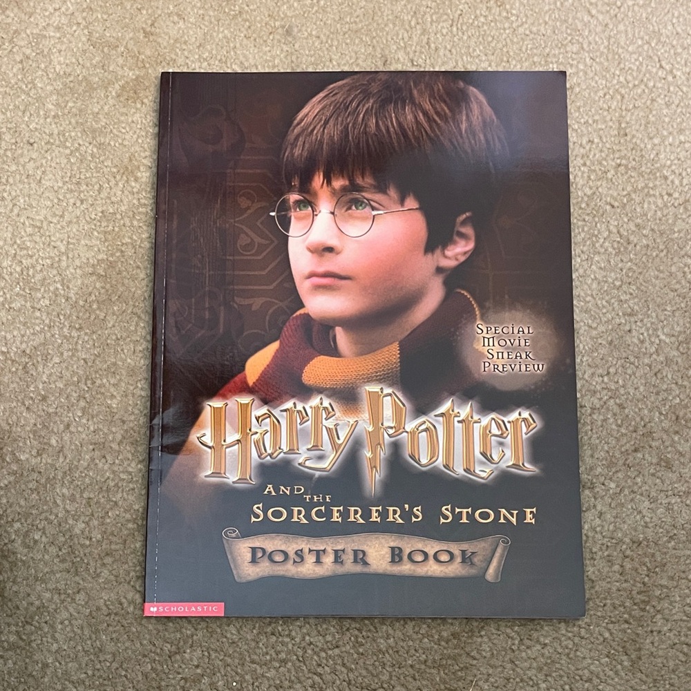 Scholastic Harry Potter Sorcerer's Stone Poster Book - 2001